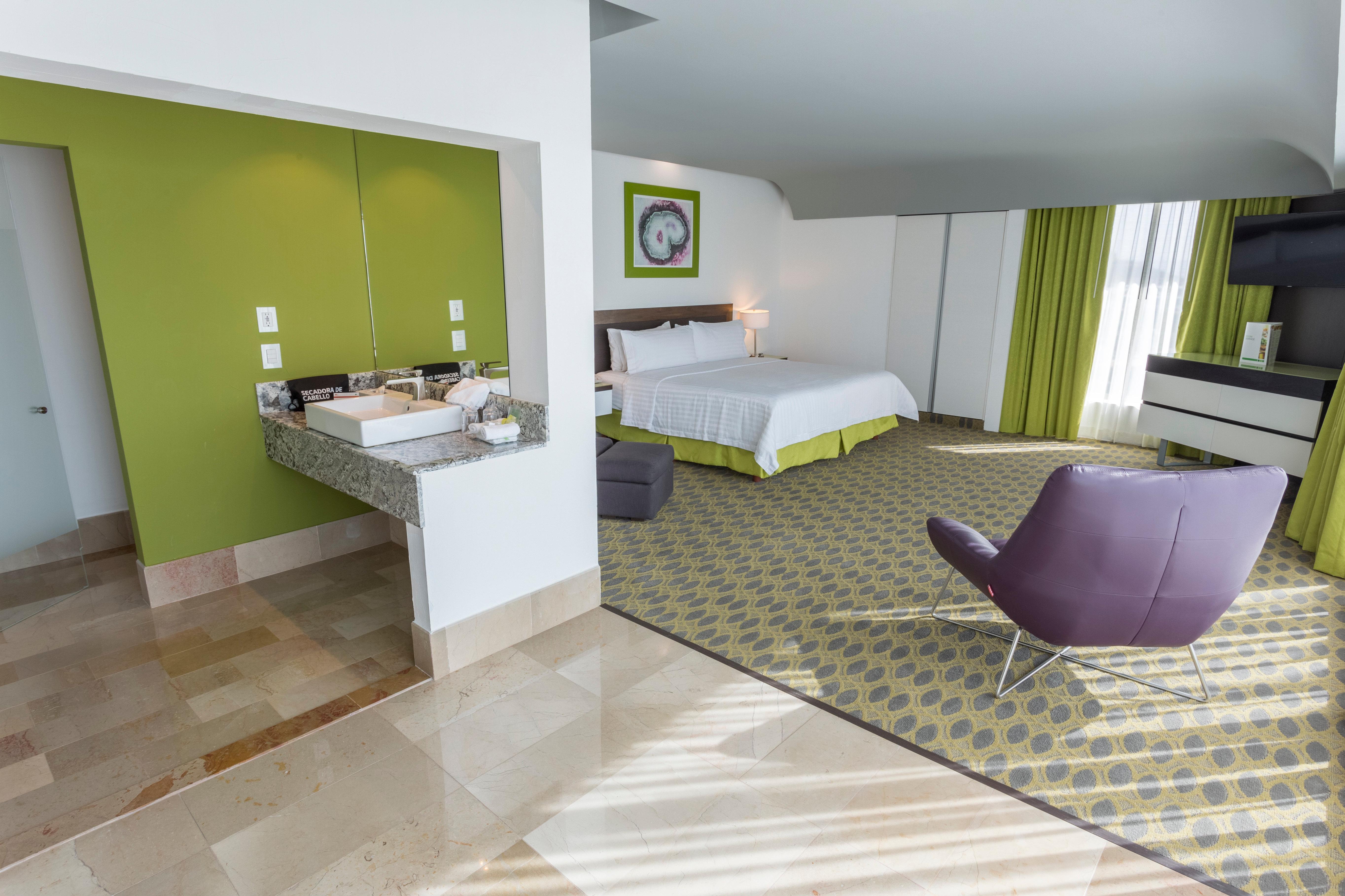 Holiday Inn Queretaro Zona Krystal By Ihg Ngoại thất bức ảnh