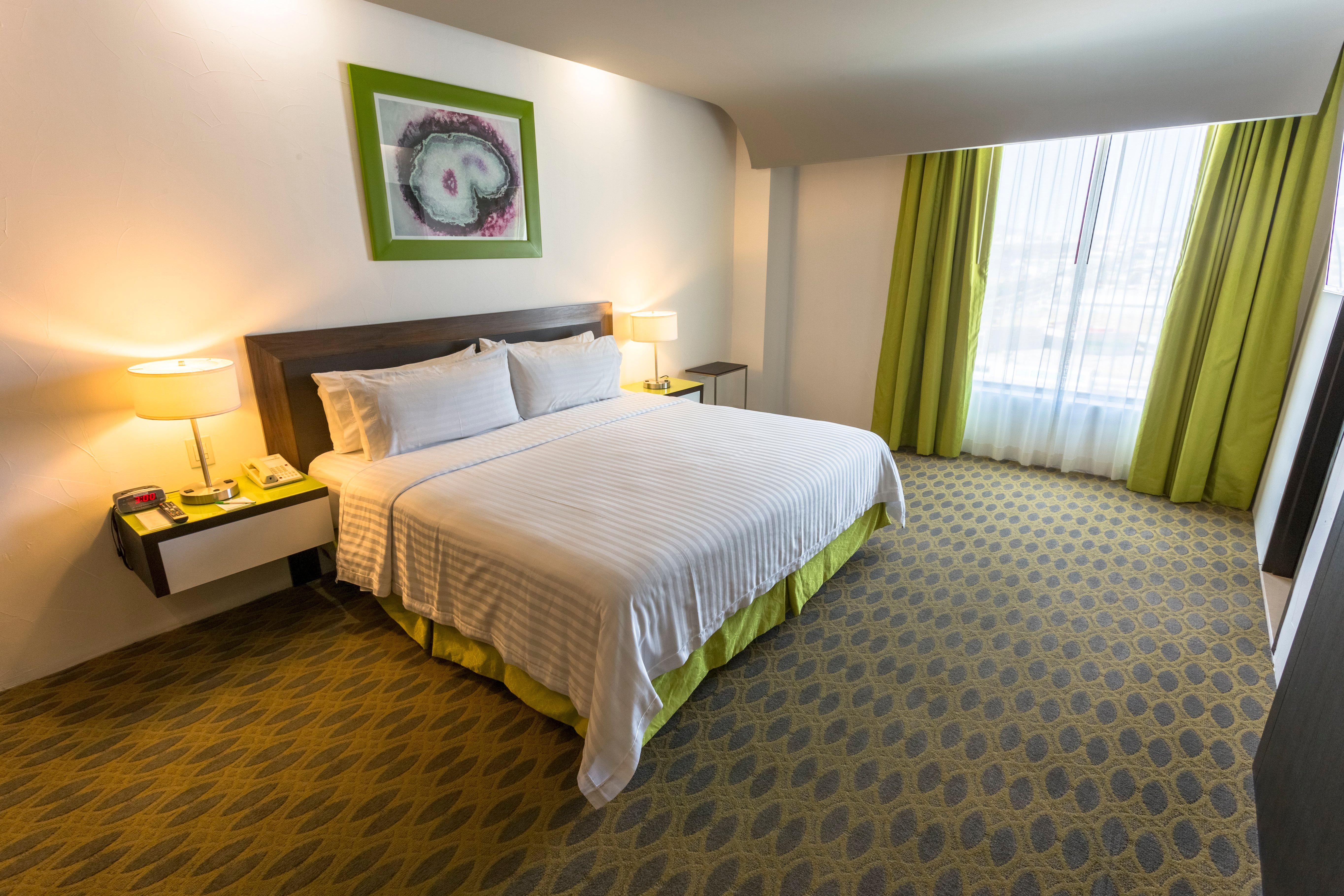 Holiday Inn Queretaro Zona Krystal By Ihg Ngoại thất bức ảnh