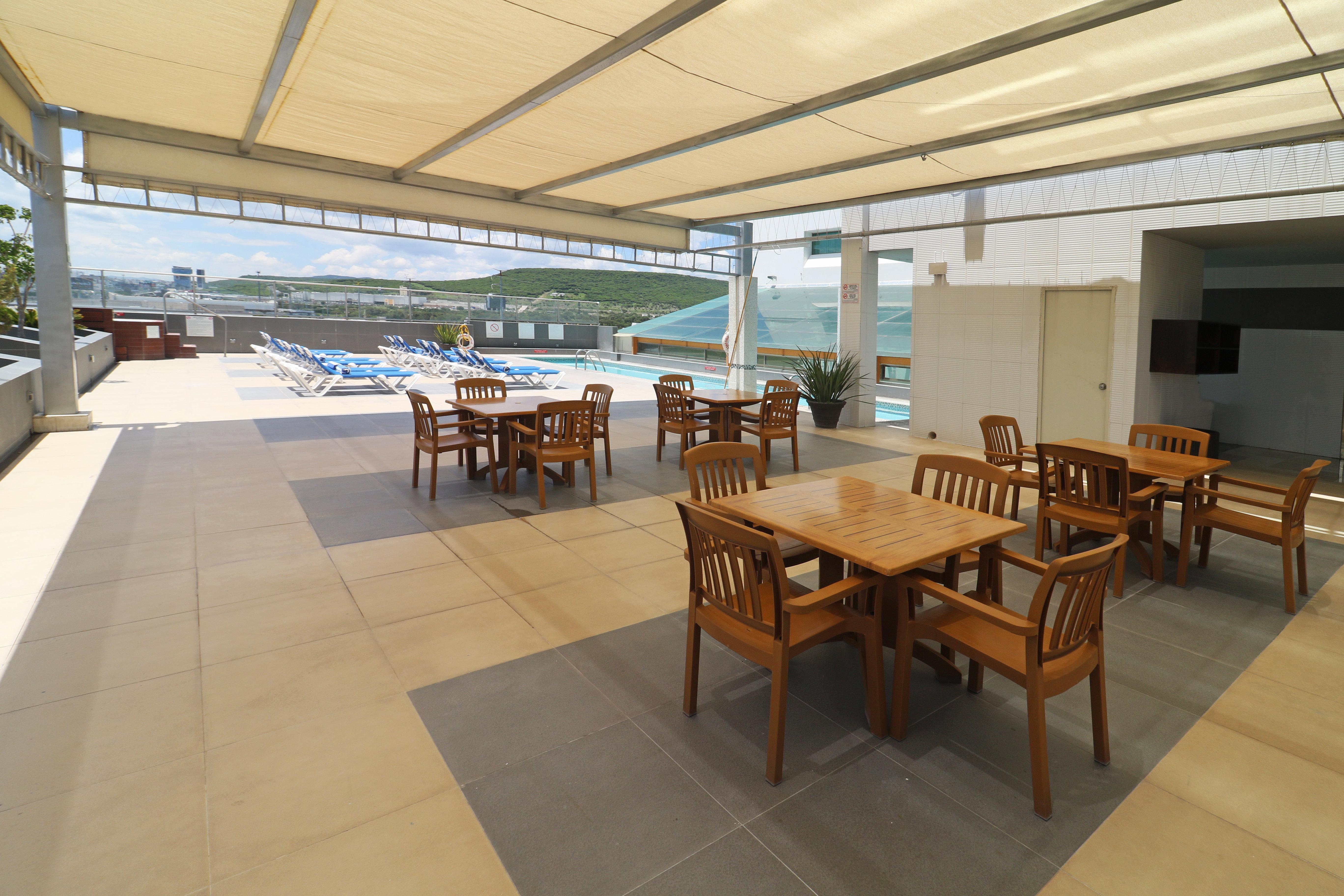 Holiday Inn Queretaro Zona Krystal By Ihg Ngoại thất bức ảnh