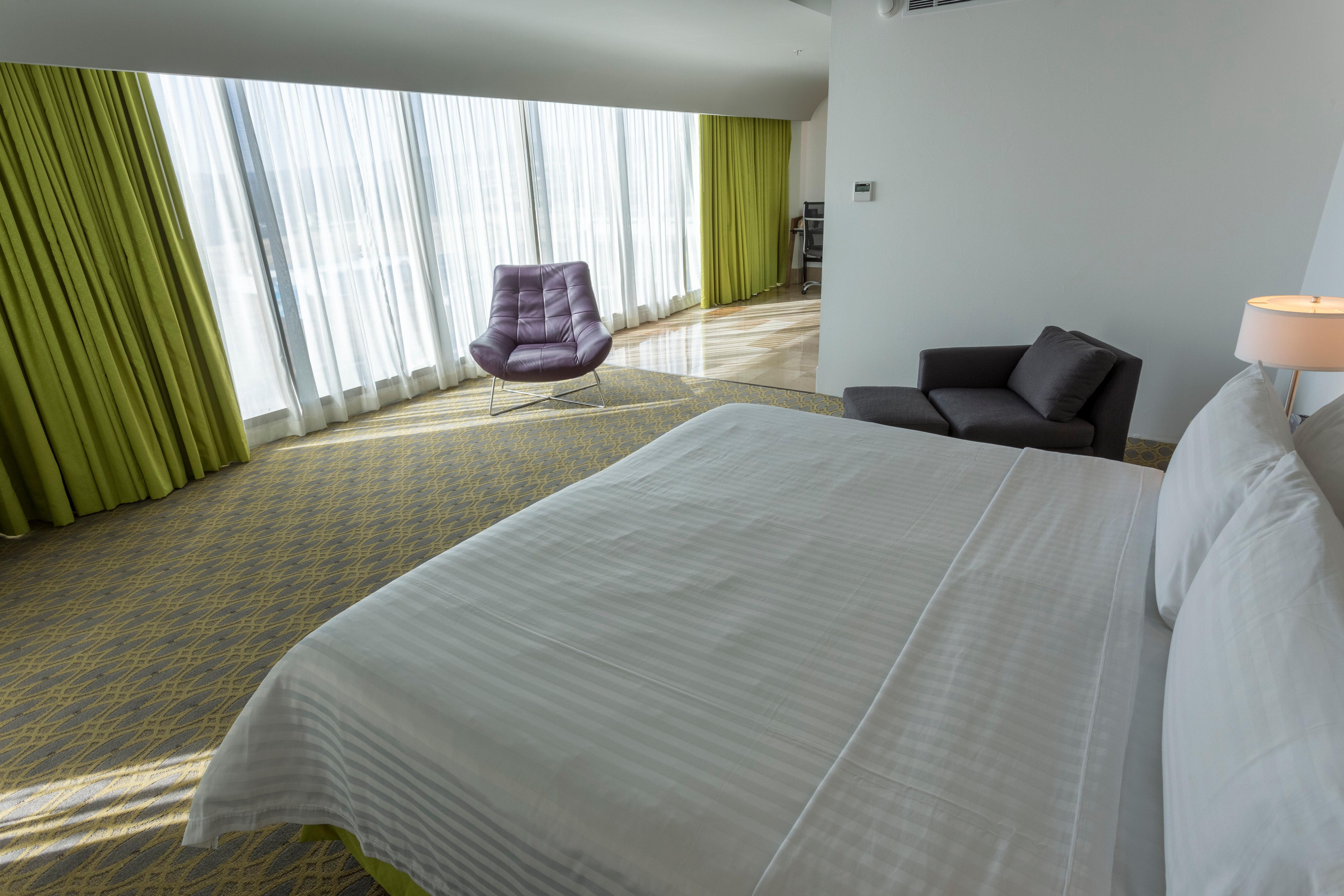 Holiday Inn Queretaro Zona Krystal By Ihg Ngoại thất bức ảnh
