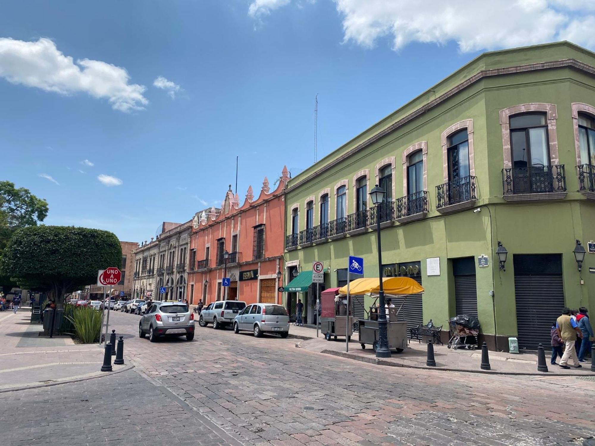 Holiday Inn Queretaro Zona Krystal By Ihg Ngoại thất bức ảnh