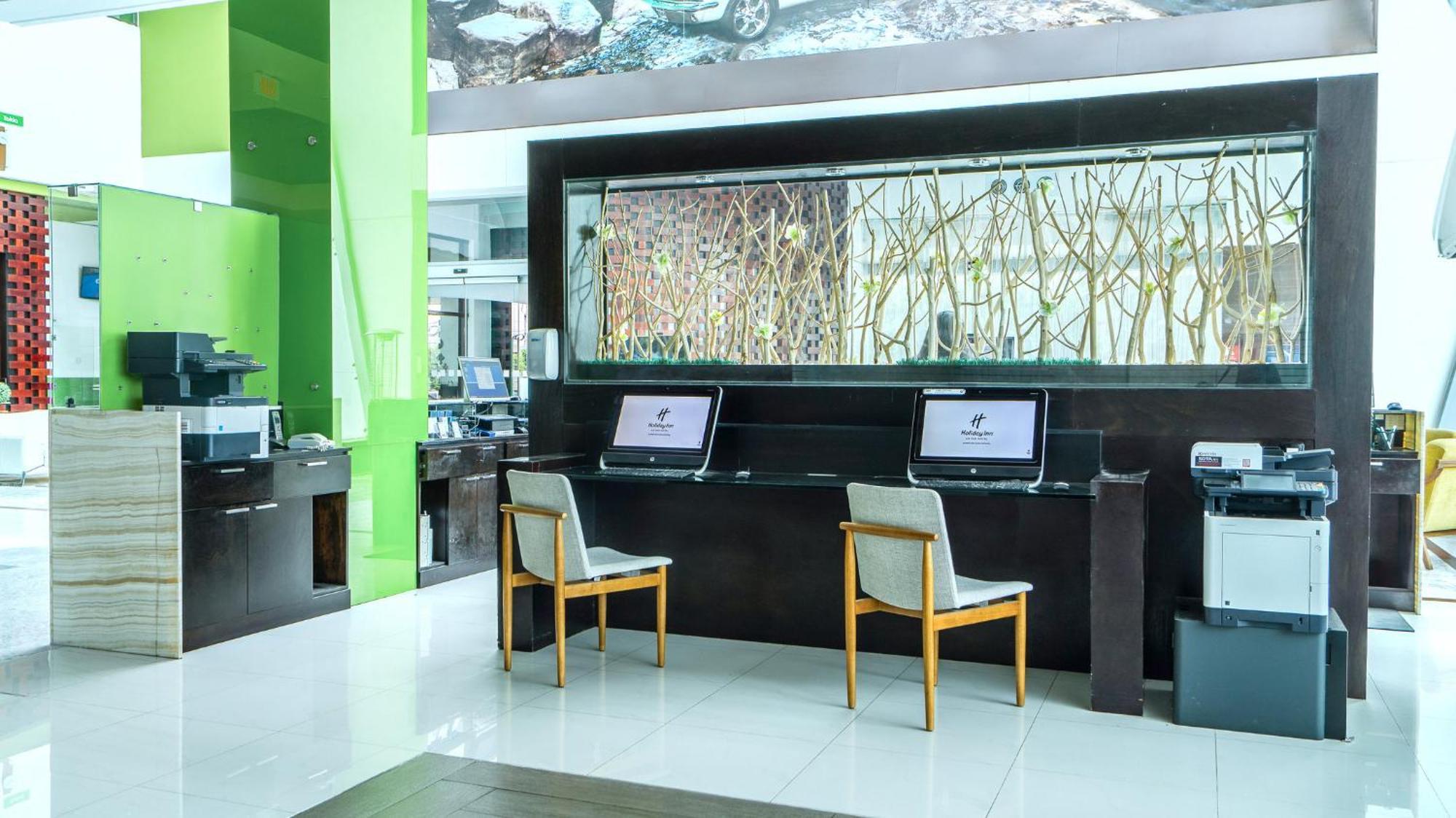 Holiday Inn Queretaro Zona Krystal By Ihg Ngoại thất bức ảnh